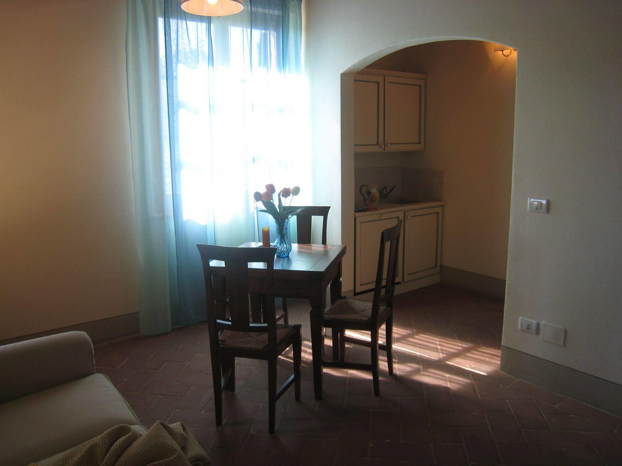 Seven Cortona Acomodação com café da manhã Exterior foto